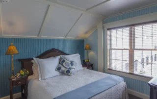 Detail-Bedroom-at-Saybrook-Point-Frank-Gilroy